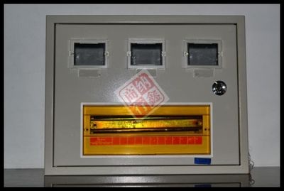 PZ40-3 三表帶15回路電表配電箱 功能與暗裝鐵制設計解析